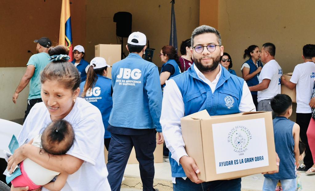 Evento de inauguración del programa en Sinchal